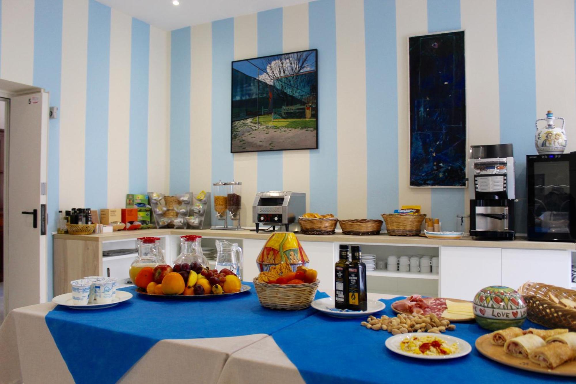 Albergo Del Santuario Santa Maria di Leuca Eksteriør billede