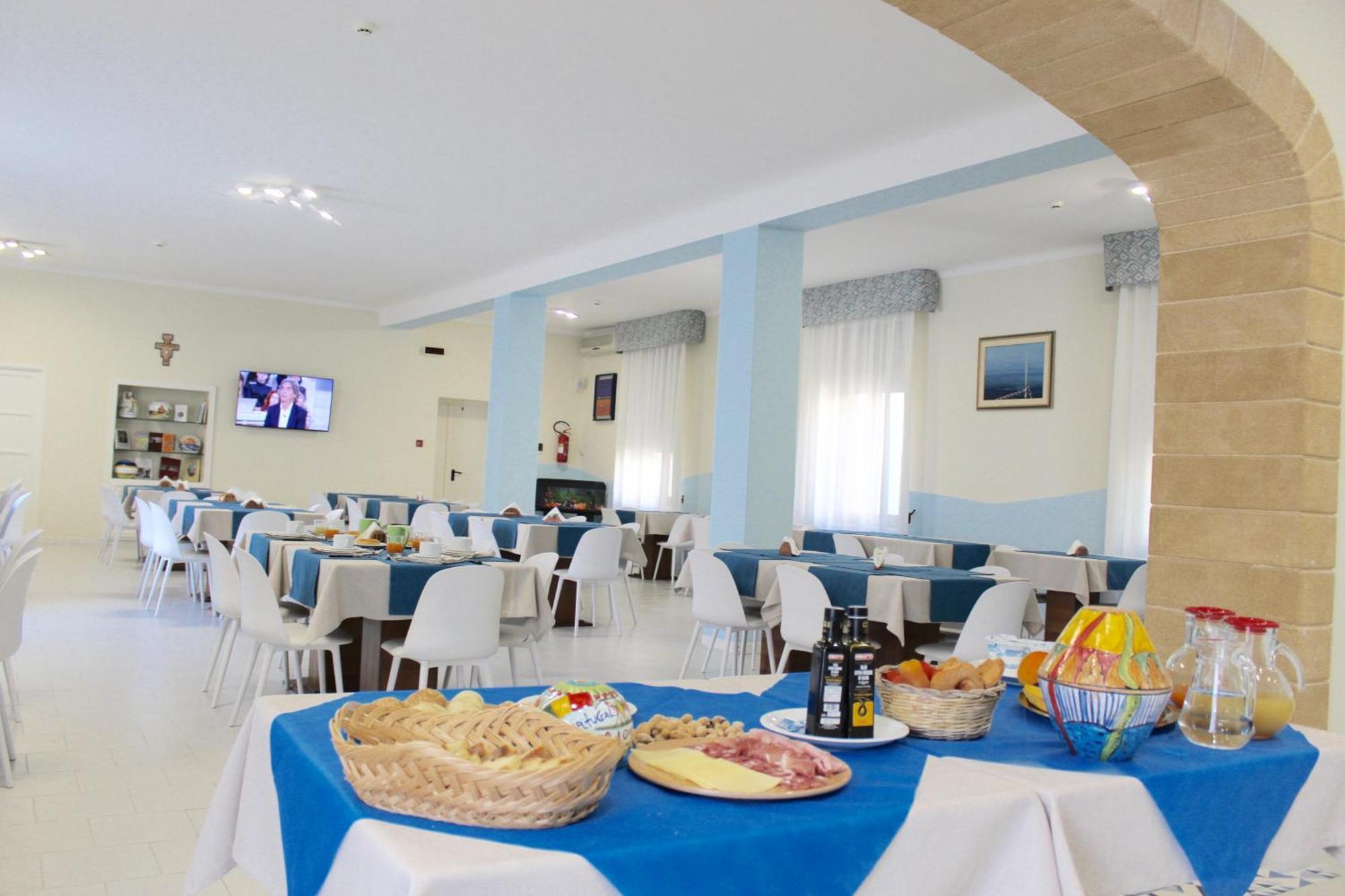 Albergo Del Santuario Santa Maria di Leuca Eksteriør billede