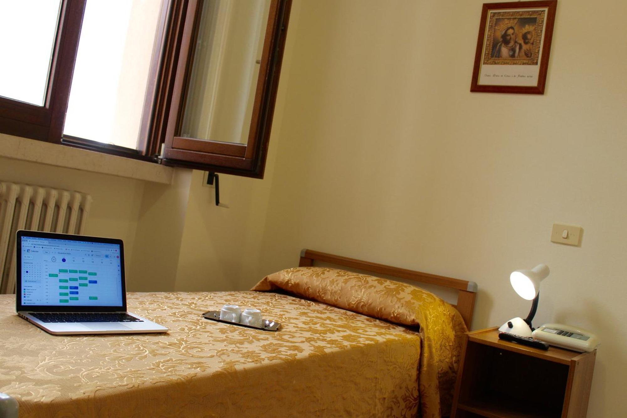 Albergo Del Santuario Santa Maria di Leuca Eksteriør billede